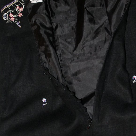 Buttoned Back Sleeveless Summer Dress 8 - Picture 9 of 12